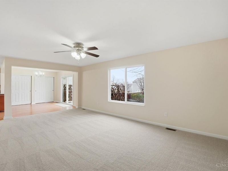 5548 Castle Drive, South Lebanon, OH 45065 Photo 8