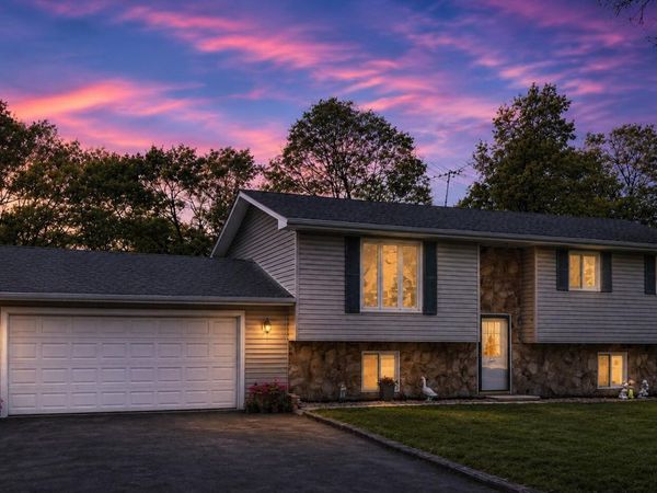 4092 Ethel Street E, DeMotte, IN 46310