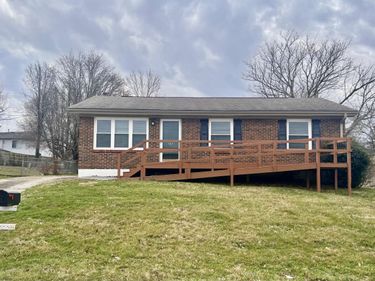 707 Estes Drive, Winchester, KY 40391