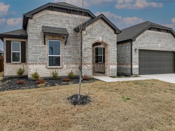 212 Colvin Lane, Justin, TX 76247