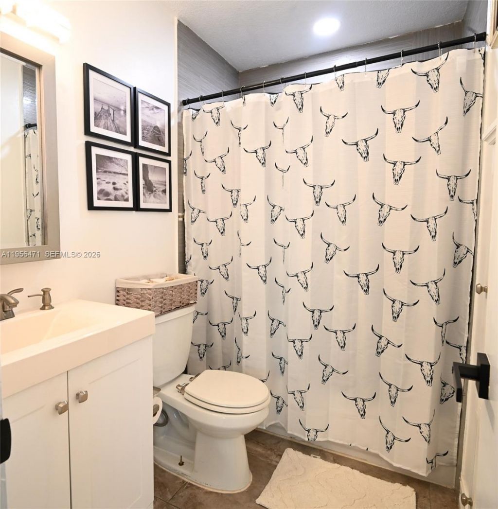 7105 SW 3rd Ct, North Lauderdale, FL 33068 Photo