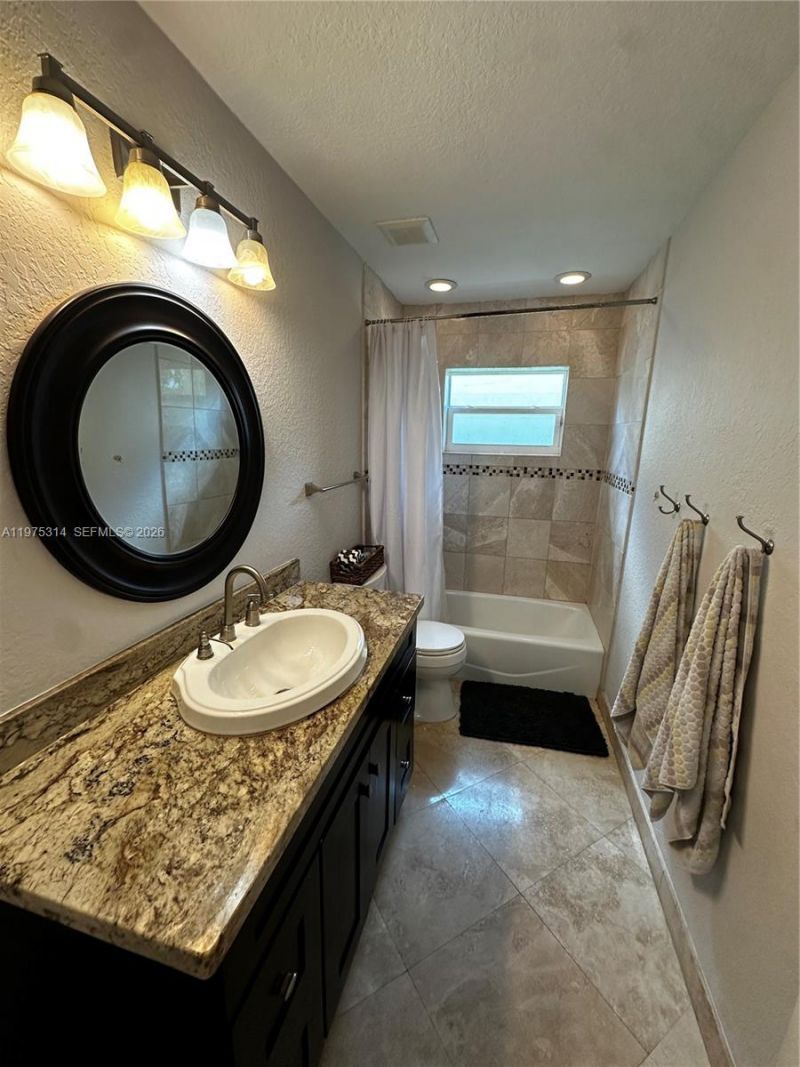 1319 Rodman St, Hollywood, FL 33019 Photo