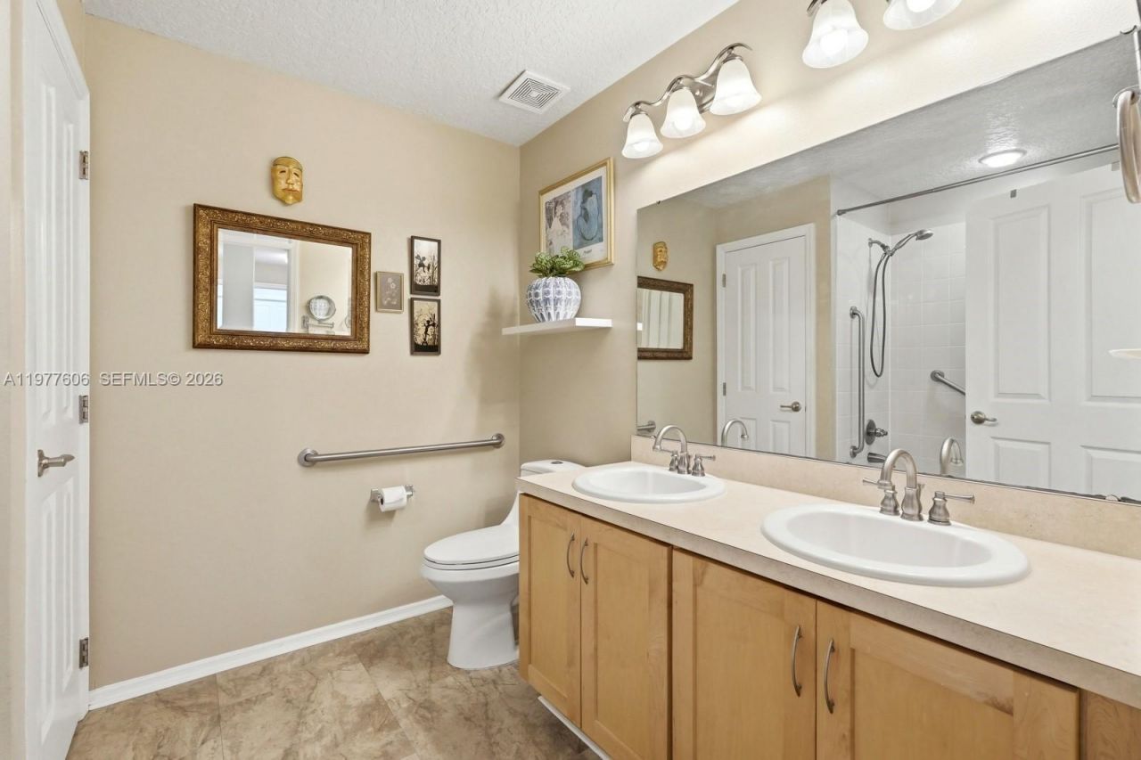 608 Aeolian Drive, New Smyrna Beach, FL 32168 Photo