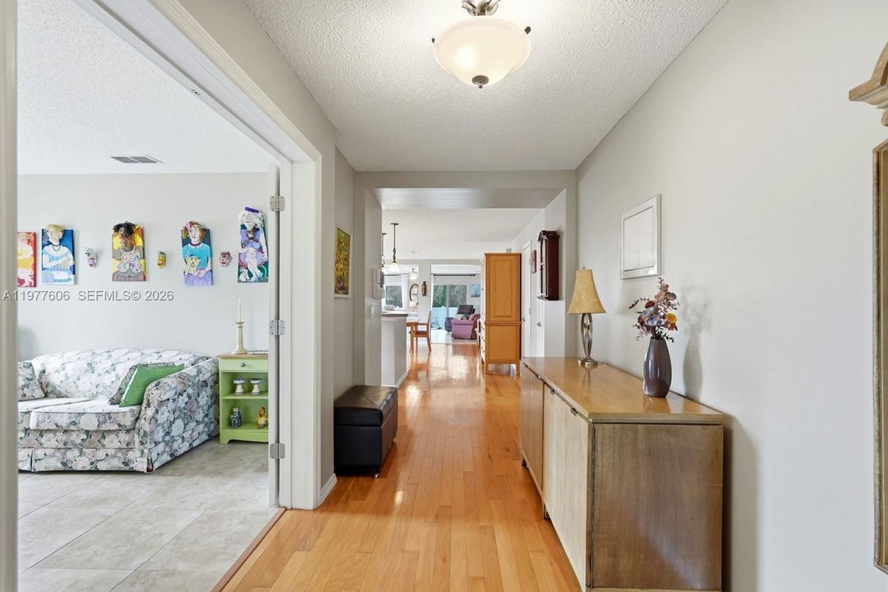 608 Aeolian Drive, New Smyrna Beach, FL 32168 Photo