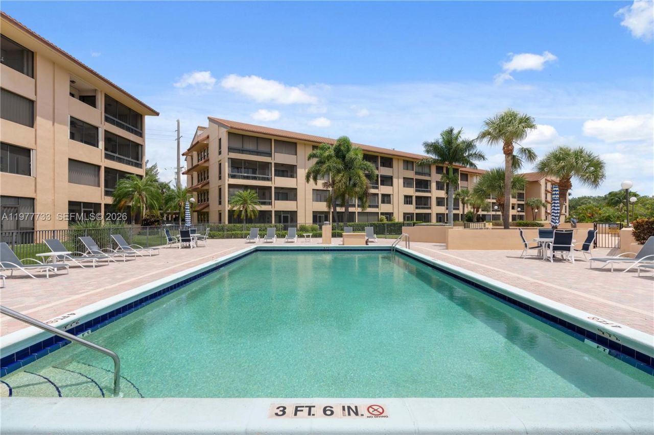 1036 Us Highway 1, Unit 116, North Palm Beach, FL 33408 Photo