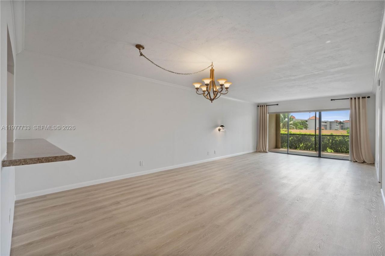 1036 Us Highway 1, Unit 116, North Palm Beach, FL 33408 Photo