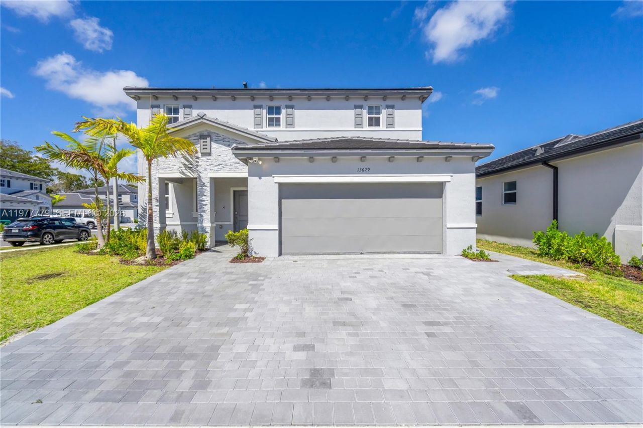 13629 SW 186th Ln, Miami, FL 33177 Photo
