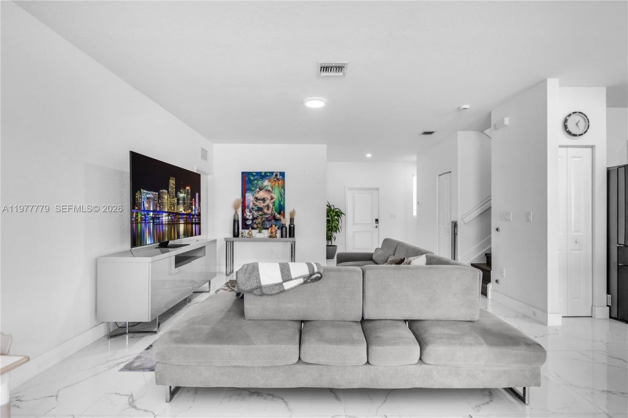 13629 SW 186th Ln, Miami, FL 33177 Photo