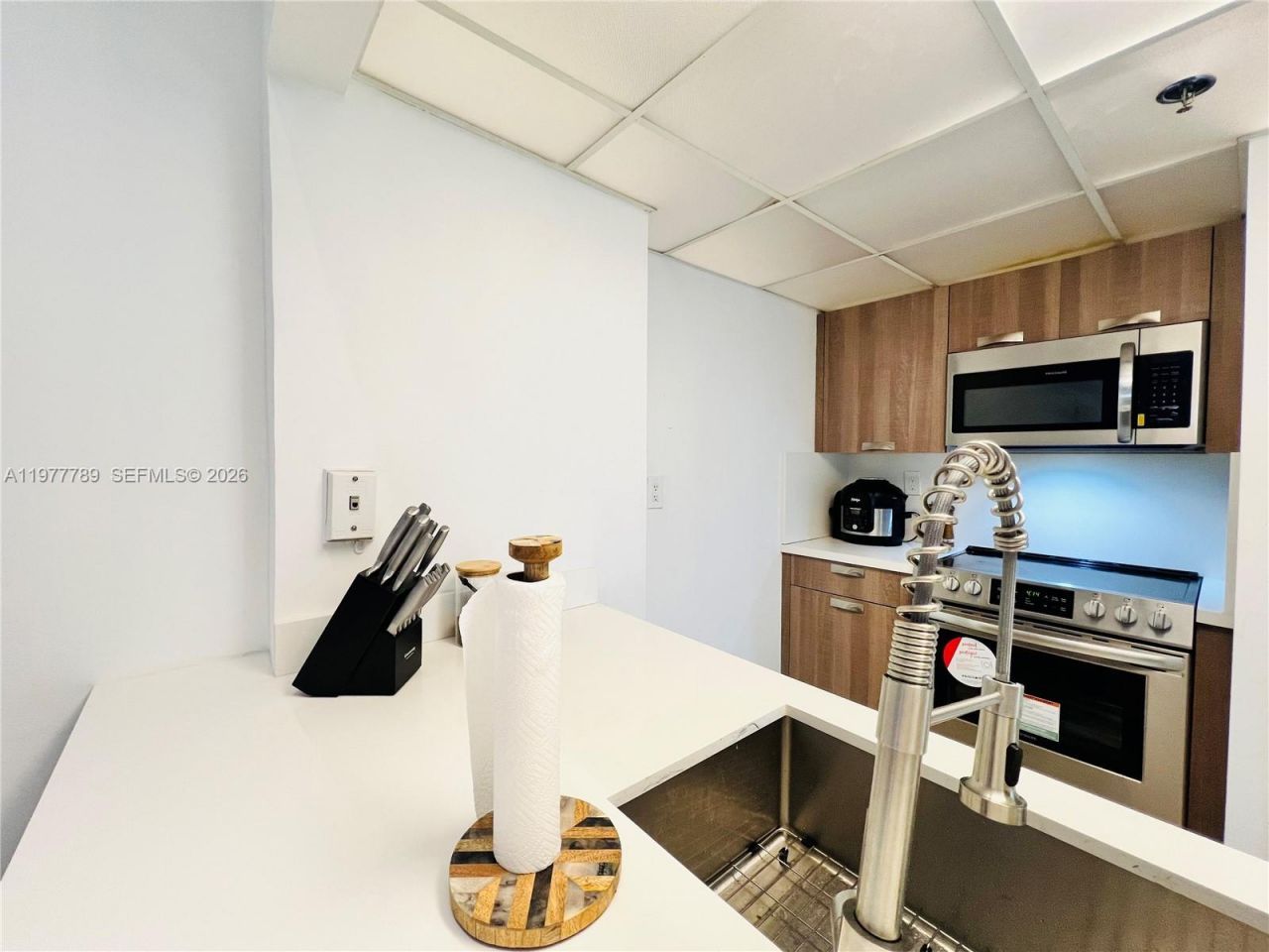 540 Brickell Key Dr, Unit 202, Miami, FL 33131 Photo