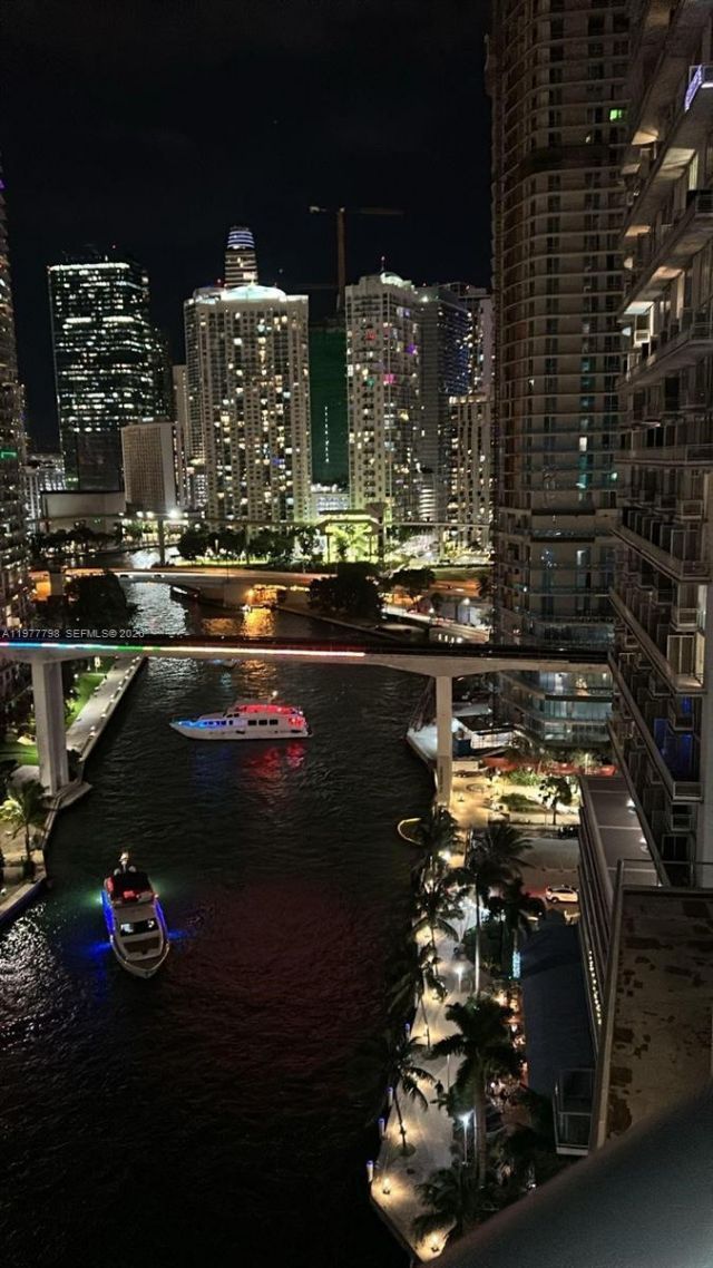 185 SW 7th St , Unit 1605, Miami, FL 33130 Photo