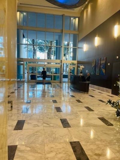 185 SW 7th St , Unit 1605, Miami, FL 33130 Photo