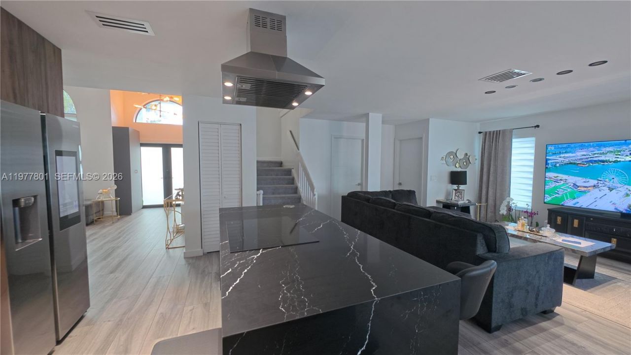 18197 SW 4th Ct, Pembroke Pines, FL 33029 Photo