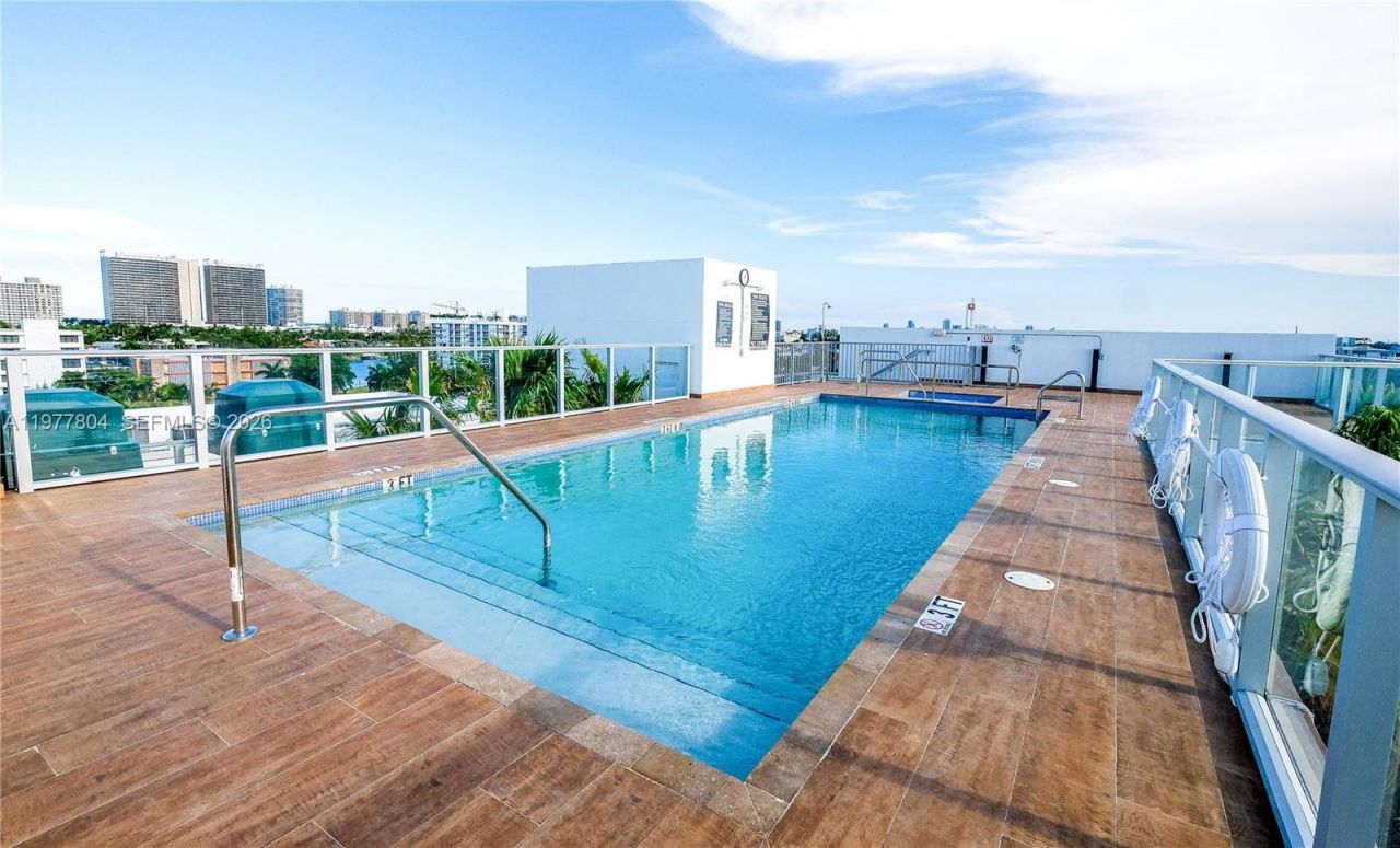 1150 101st St , Unit 403, Bay Harbor Islands, FL 33154 Photo