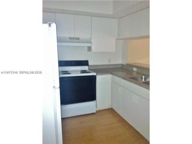 440 S Park Rd , Unit 4-102, Hollywood, FL 33021 Photo