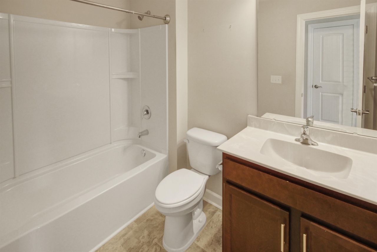 352 Switchgrass Loop Photo 25