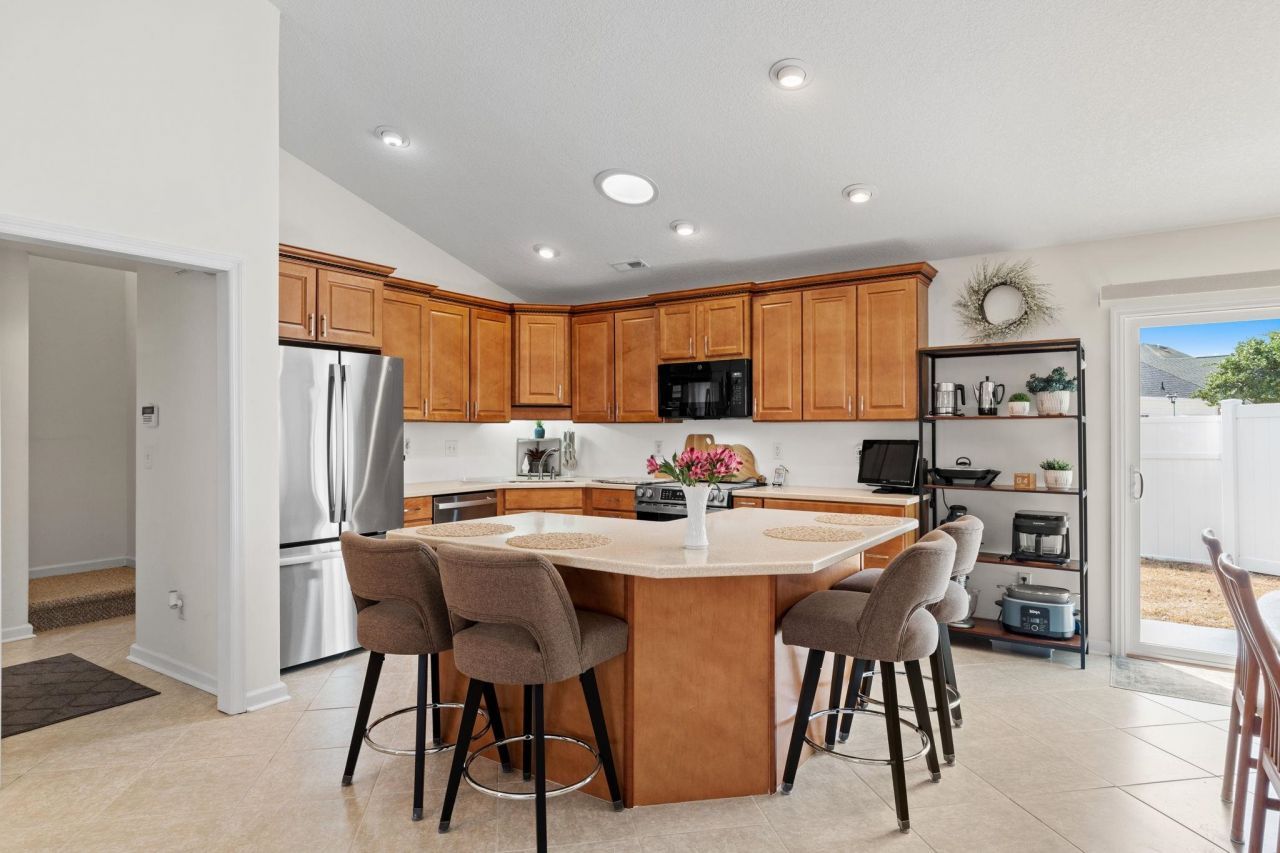 2494 Burning Tree Ln. Photo 15