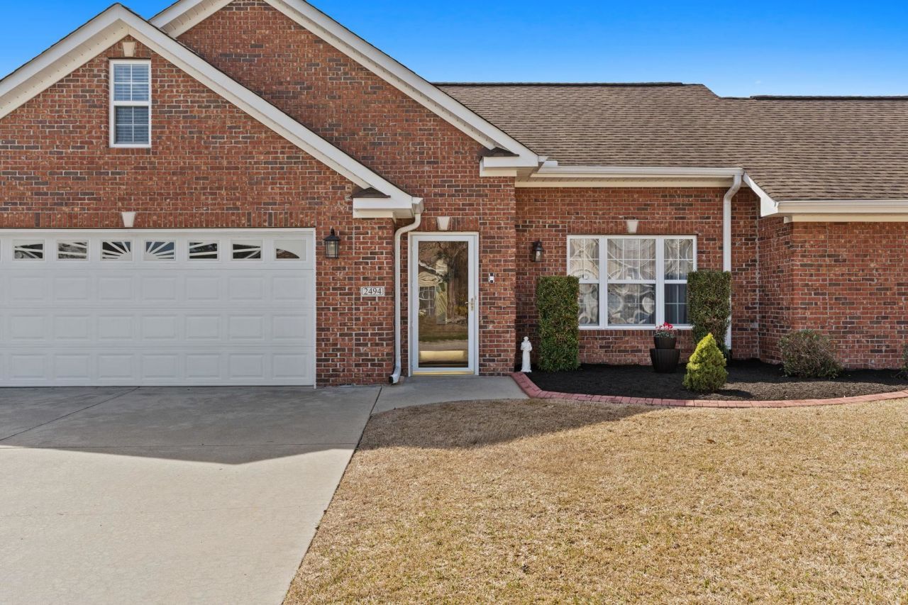 2494 Burning Tree Ln. Photo 4