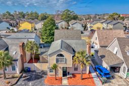 1004 Edge Dr.  photo 4