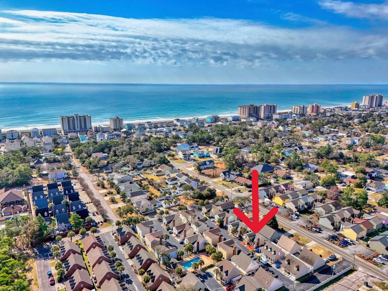 1004 Edge Dr.  Photo 4