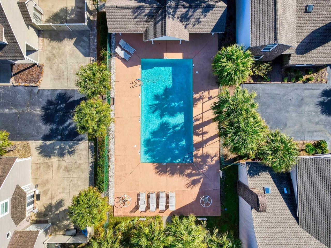 1004 Edge Dr.  Photo 6