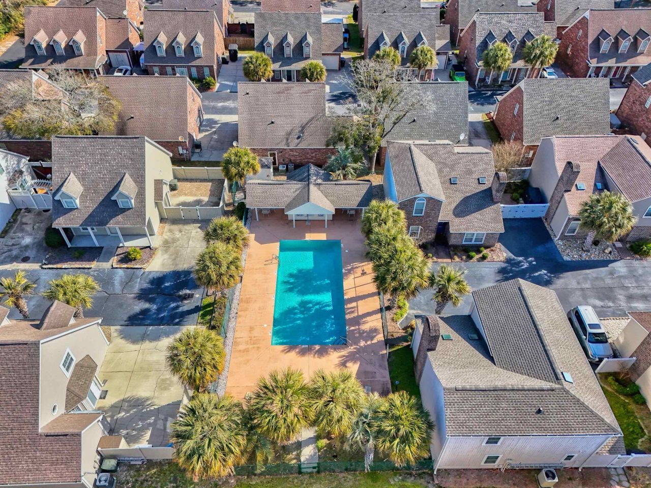 1004 Edge Dr.  Photo 7