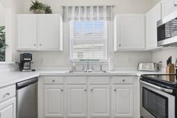 6015 Catalina Dr. photo 4