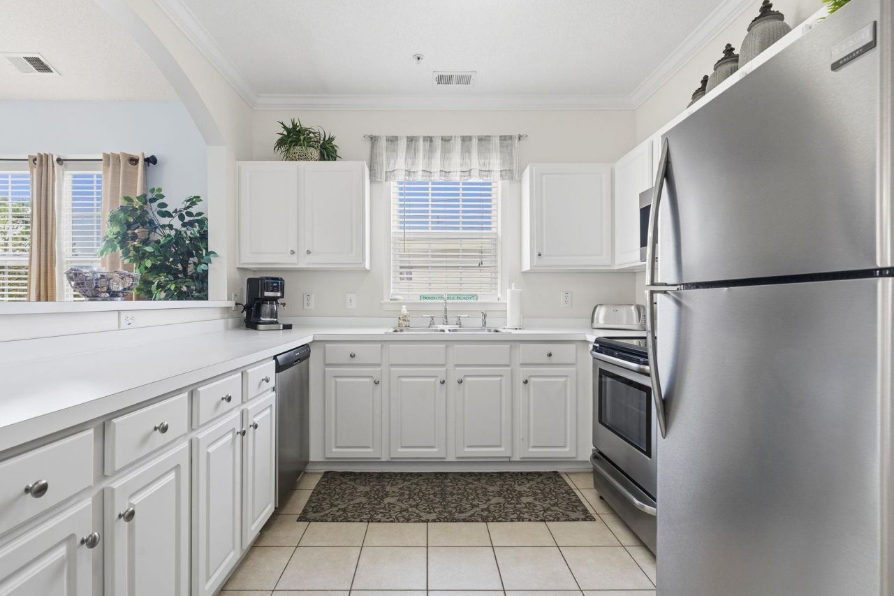 6015 Catalina Dr. Photo 6