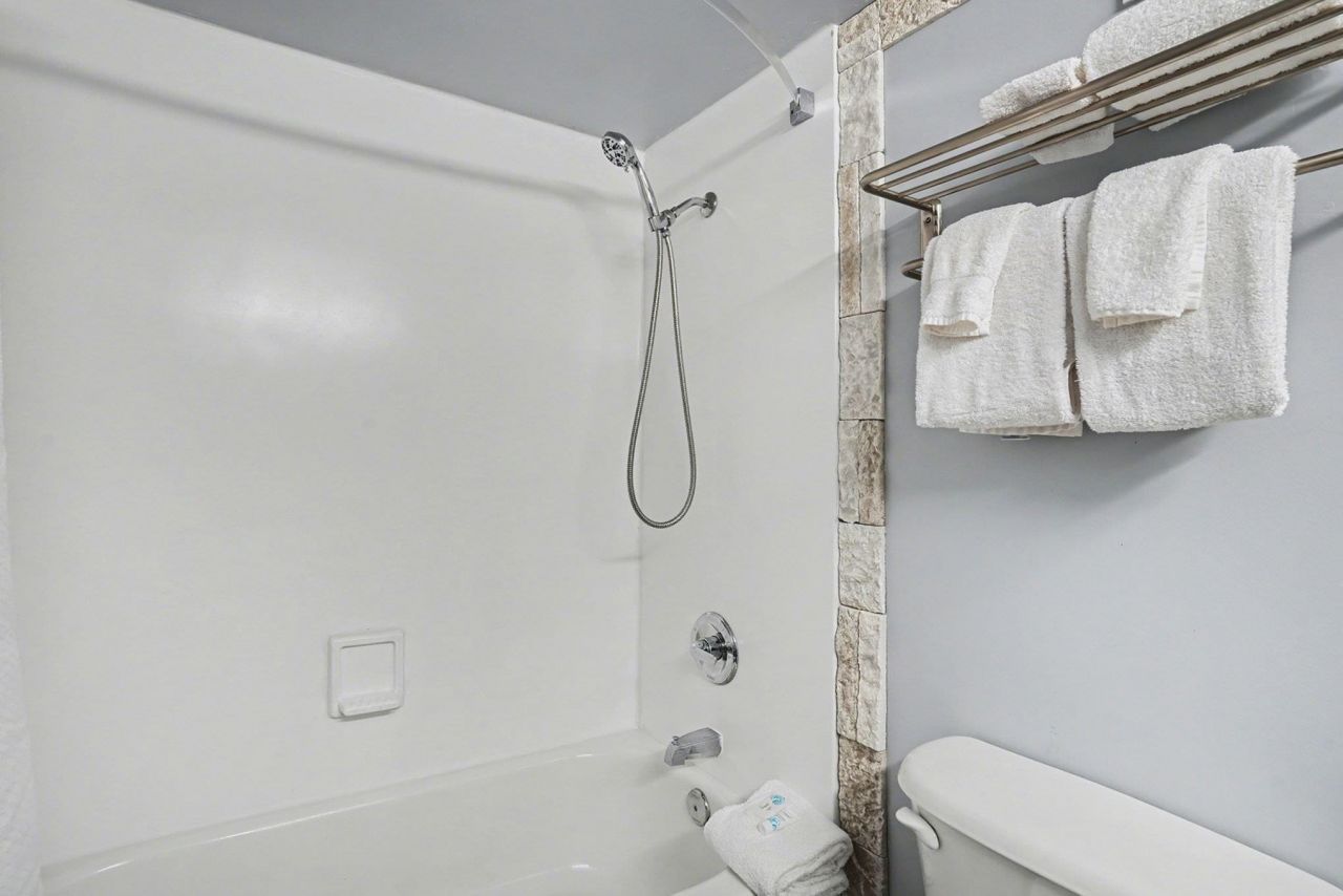 1501 S Ocean Blvd. Photo 13