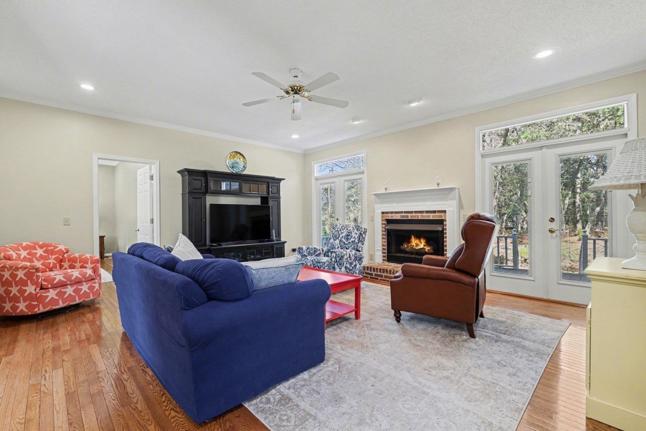 71 Turtle Creek Dr. Photo 4