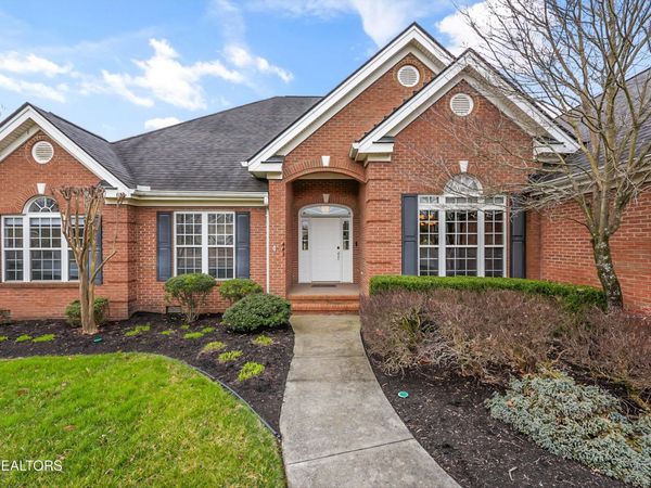 1443 Aberdeen Drive, Alcoa, TN 37701