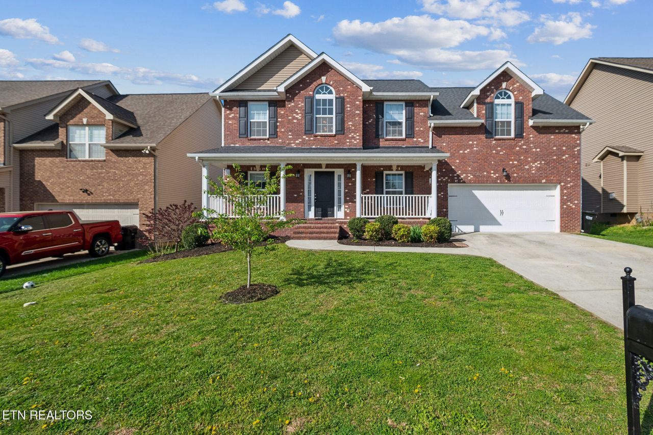 1719 Yearling Rd, Knoxville, TN 37932 Main Photo