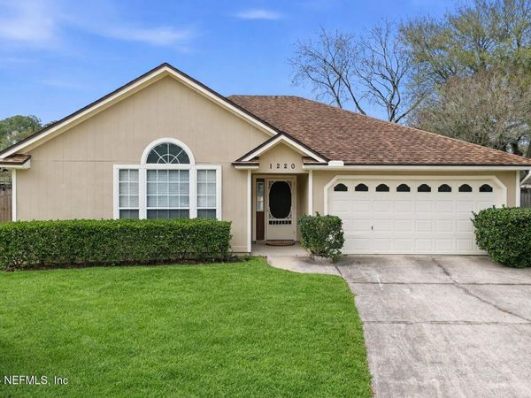 1220 BAYBREEZE Drive, Jacksonville, FL 32225