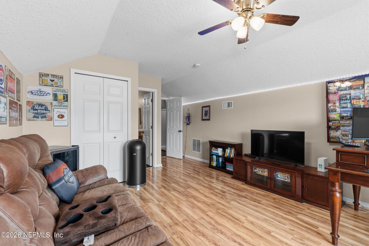 5874 Las Counts Court, Jacksonville, FL 32222 Photo