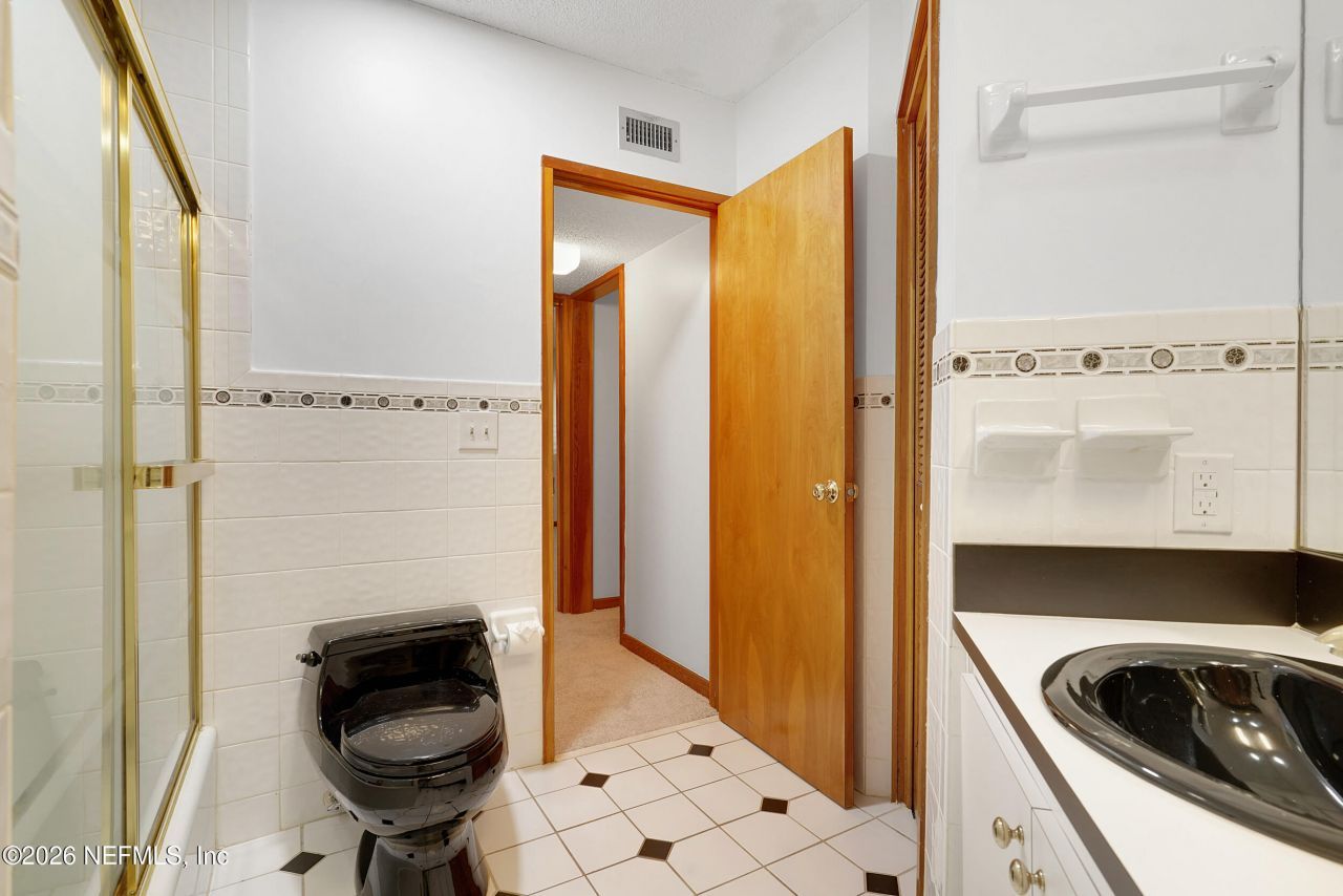 3140 Forest Circle, Jacksonville, FL 32257 Photo