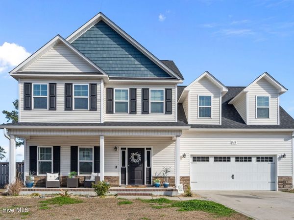 243 Breakwater Drive, Sneads Ferry, NC 28460