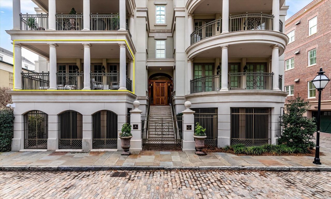 5 Middle Atlantic Wharf Photo 1