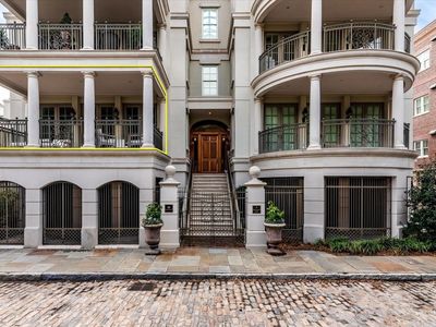 5 Middle Atlantic Wharf, Unit 2b, Charleston, SC 29401