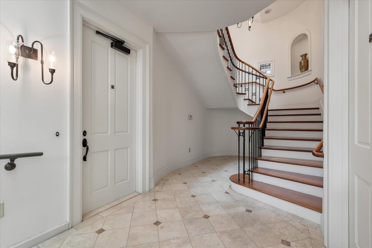 5 Middle Atlantic Wharf Photo 37