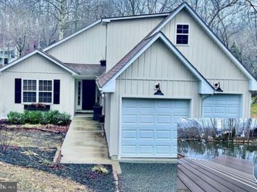 1206 EASTOVER PARKWAY, LOCUST GROVE, VA 22508