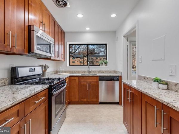 10636 MONTROSE AVENUE, Unit 101, BETHESDA, MD 20814
