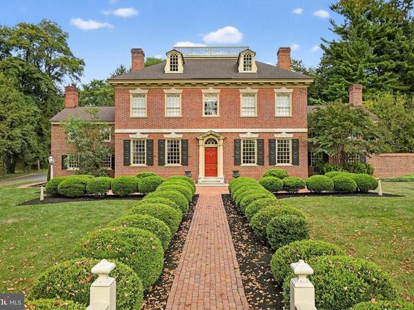 1101 SMALLBROOK LANE, YORK, PA 17403