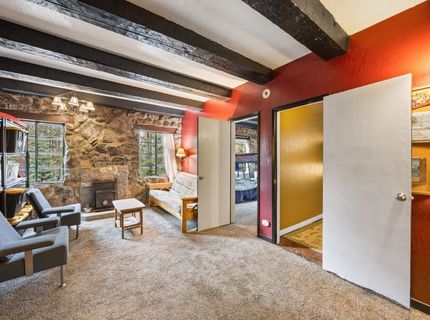 10111 Bunny Hill Road, Soda Springs, CA 95728 Photo