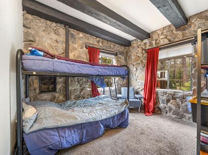 10111 Bunny Hill Road, Soda Springs, CA 95728 Photo