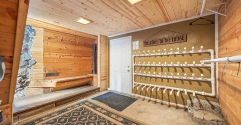 10111 Bunny Hill Road, Soda Springs, CA 95728 Photo