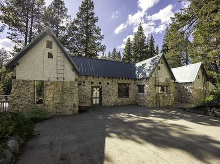 10111 Bunny Hill Road, Soda Springs, CA 95728 Photo