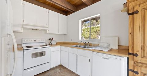 10111 Bunny Hill Road, Soda Springs, CA 95728 Photo