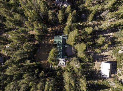 10111 Bunny Hill Road, Soda Springs, CA 95728 Photo