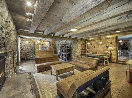 10111 Bunny Hill Road, Soda Springs, CA 95728 Photo