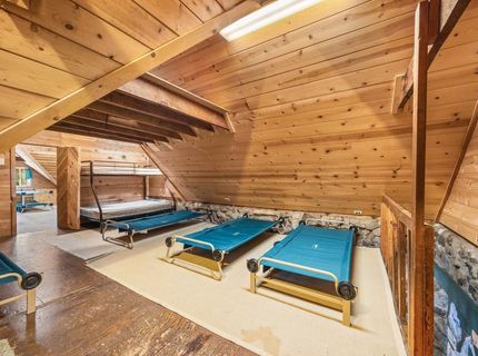 10111 Bunny Hill Road, Soda Springs, CA 95728 Photo