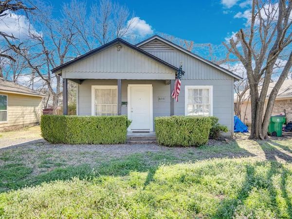 608 Highland Avenue, Waxahachie, TX 75165